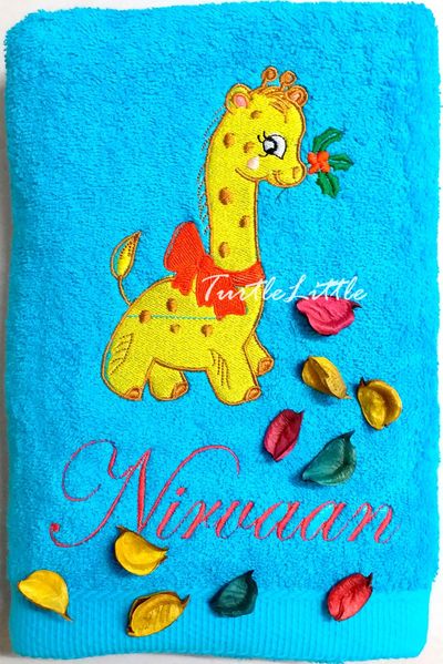 Giraffe Personalised Kids Bath Towel