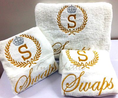 Golden Laurel with Initials 1 Bath Plus 2 Hand Personalised Valentines Towels