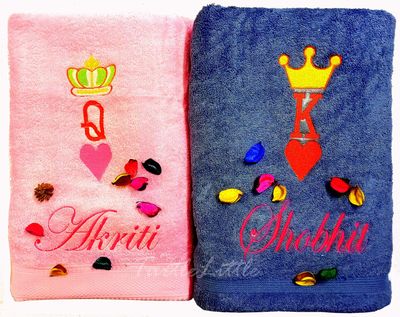Personalised King and Queen Crown Couple Bath Towel Set